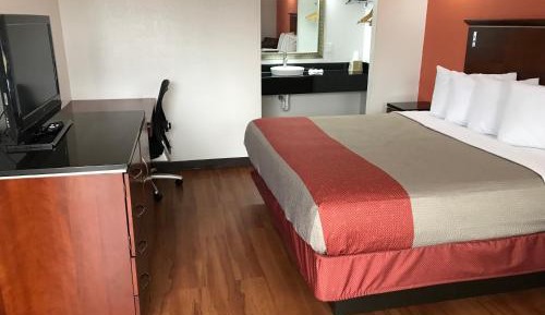 King Room - Non-Smoking