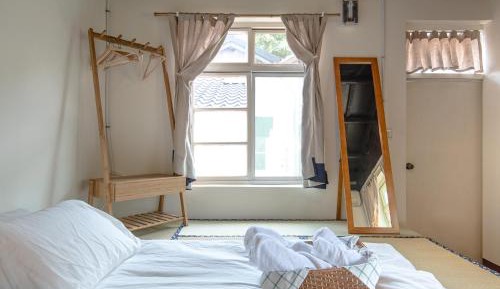 Triple Room with Shared Bathroom