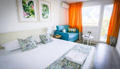 Large Double Room