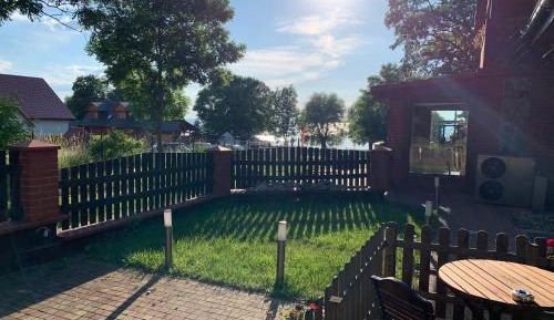 Apartment with Terrace - 164 ft from the lake