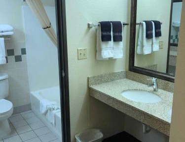 King/Queen Room - Non-Smoking