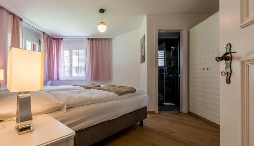 Apartment - Split Level