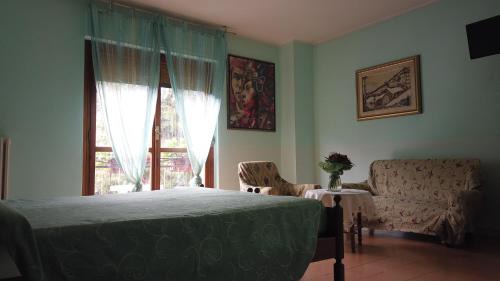 Double or Twin Room with Private External Bathroom