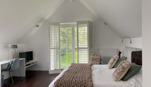 Deluxe Double Room with Garden View
