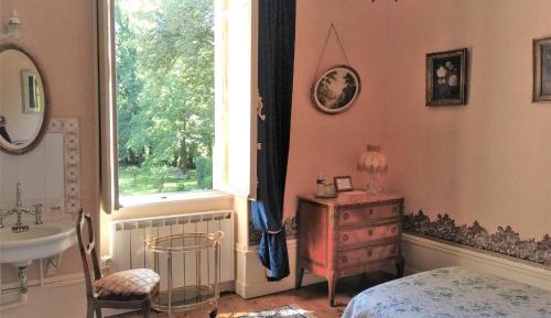 Superior Twin Room with Garden View