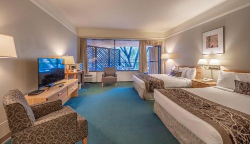 Queen Room with Balcony (NOT Pet Friendly)