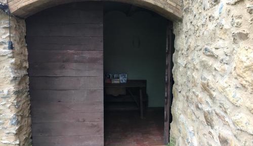 Cottage (6 Adults)