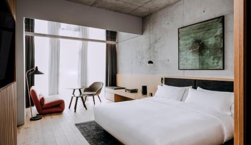 Premium Room