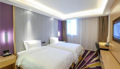 Deluxe Twin Bed Room