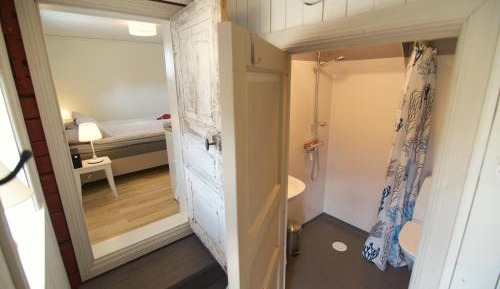 Double or Twin Room with Private Bathroom