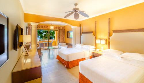 Junior Suite (1 Adult +  1 Child)