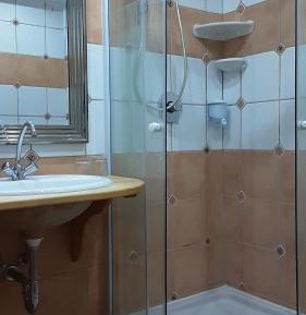 Triple Room with Private Bathroom