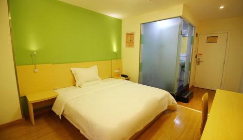 Business Queen Bed Room