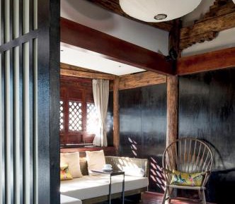 Suite with Garden View