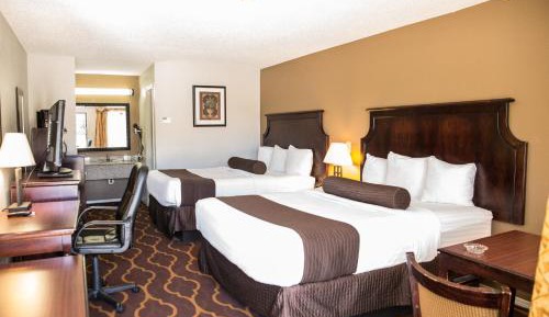 Queen Room with Two Queen Beds - Non-Smoking