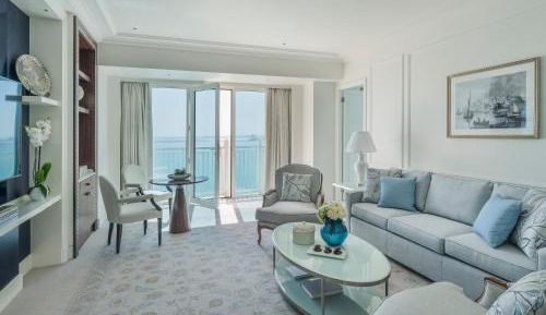 Executive King Suite with Sea View