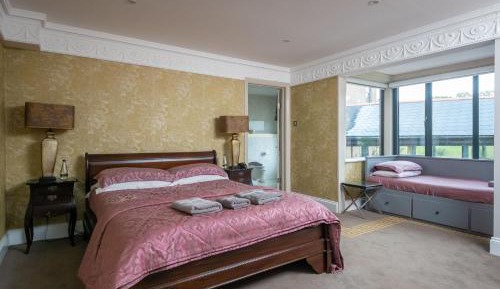 King Room with Balcony