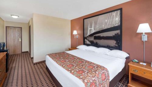 King Room - Non-Smoking