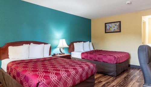 Double Room with Two Double Beds - Smoking