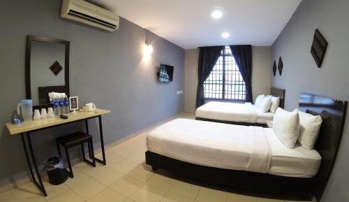 Triple room with No window