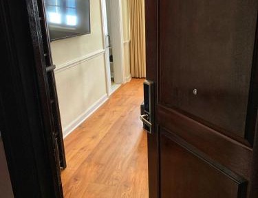 King ADA Room 