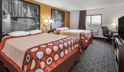 Queen Room with Two Queen Beds - Non-Smoking