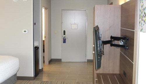 Standard Queen Room with Two Queen Beds