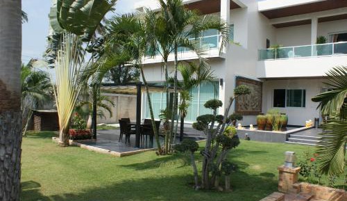 Jasmine Double Room with Garden View