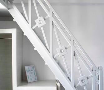 Studio - Split Level