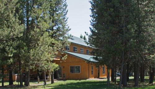 Queen Studio