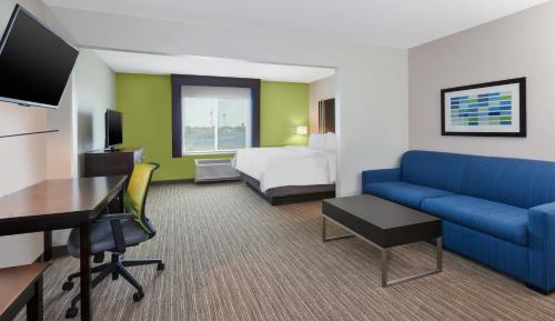 Standard King Room with Sofa Bed - Non-Smoking