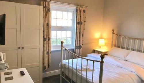 Deluxe Double Room with Shower