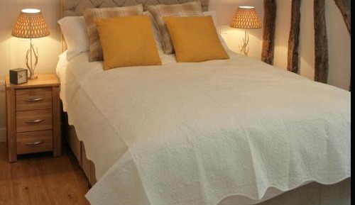 Deluxe Double Room with Bath
