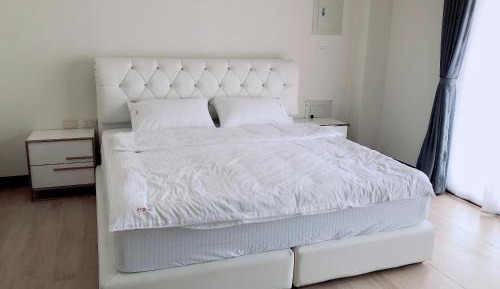 Queen Room with Balcony