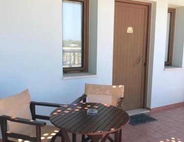 Maisonette with Sea and Pool View