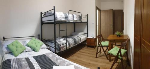 Quadruple Room with Private Bathroom