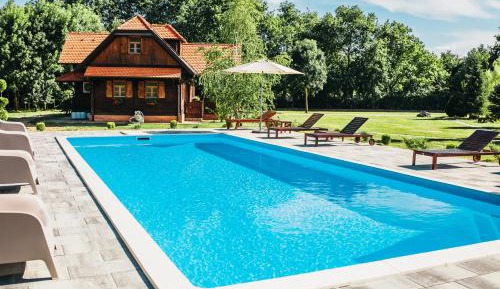 Comfort Three-Bedroom House
