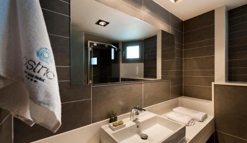 SUPERIOR ROOM GARDEN VIEW