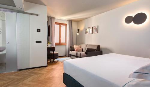 Double or Twin Room Plus with Air Conditioning