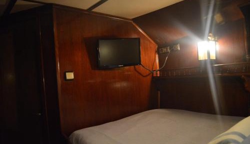 Cabin on Boat (1 Adult) 