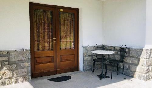 Single Room with Mountain View