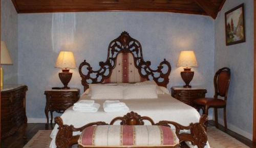 Triple Room with Private Bathroom
