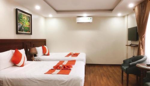 Deluxe Queen Room with Two Queen Beds