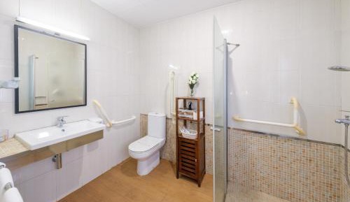 Classic Quadruple Room