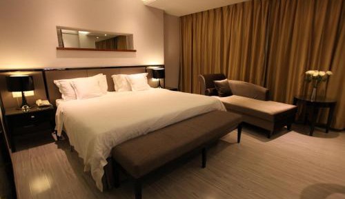 Deluxe King Room - Smoking