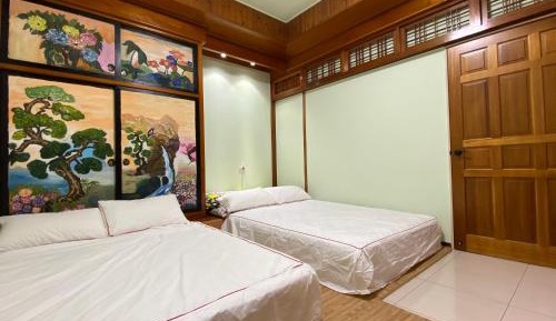 Quadruple Room with Bathroom