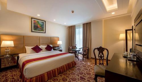 Deluxe King Room