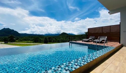 Family Pool Access