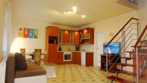 Deluxe Two-Bedroom Apartment