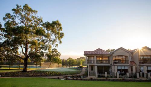 Lake View One Bedroom